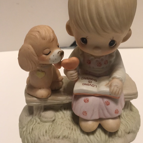 Jonathan and David  Loving is Sharing Figurine 1979 - Picture 2 of 9